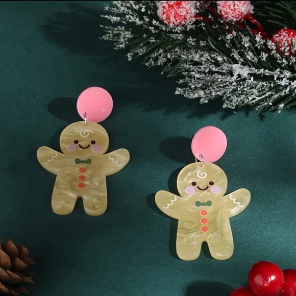 NEW Gingerbread Stud Dangle Earrings with Pink Bow - Picture 5 of 8